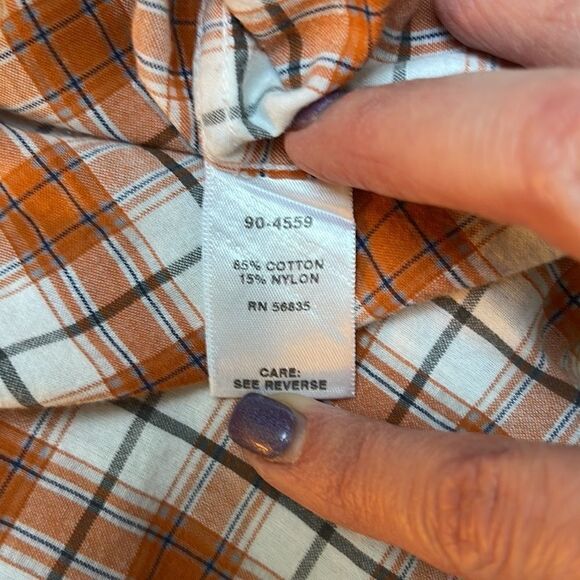 Cabela’s short sleeve button up shirt.  Size XL. - Picture 4 of 4